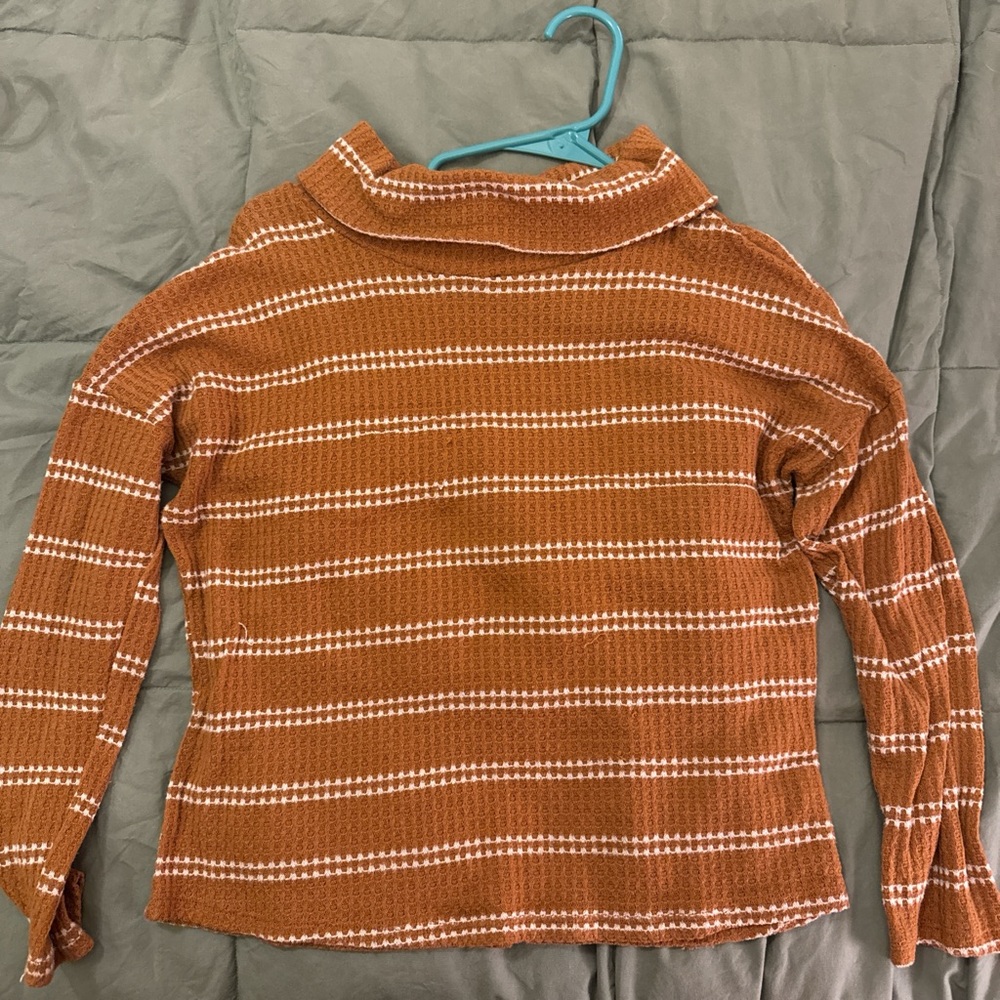 Cropped sweater